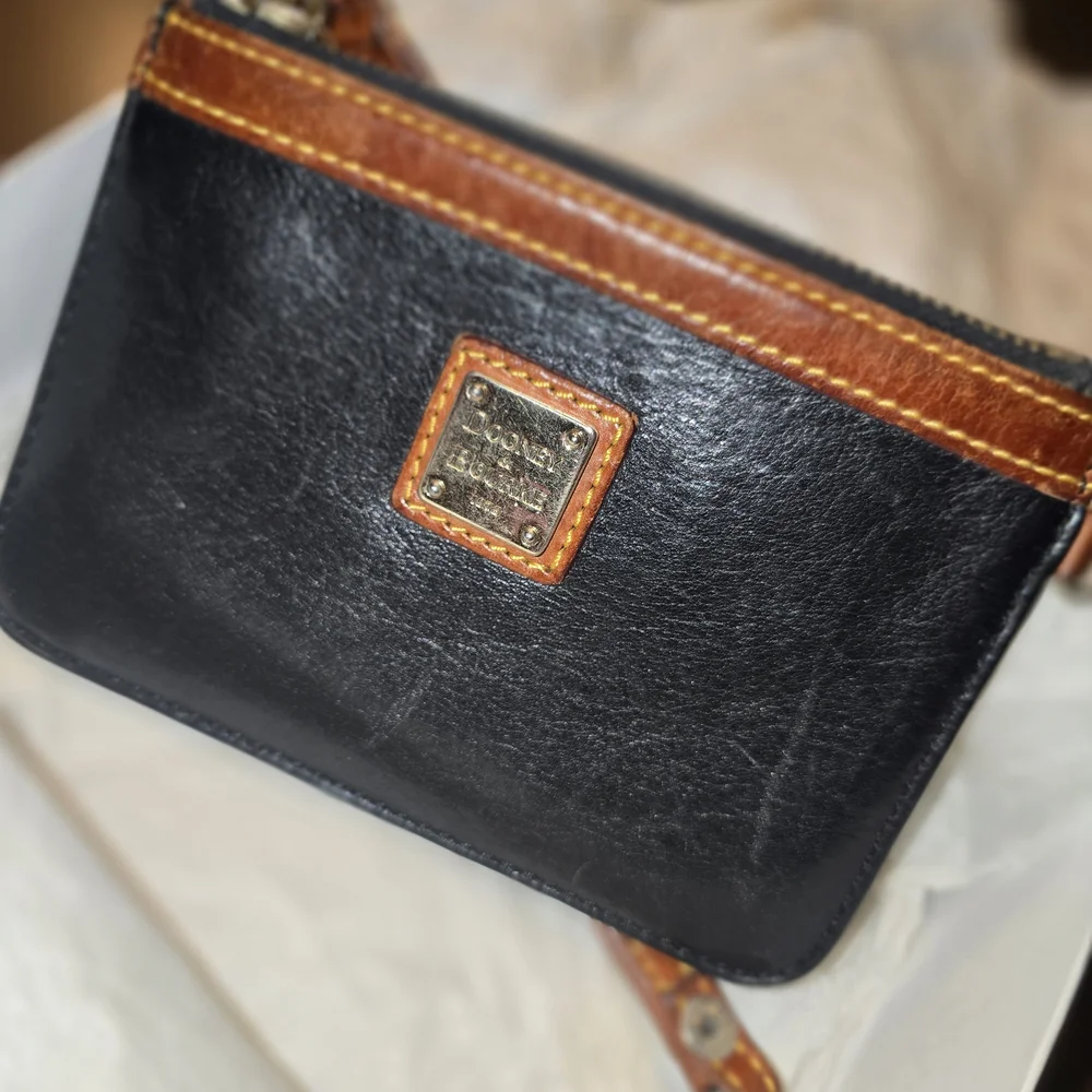 Dooney & Bourke Black Leather Wristlet - Picture 3 of 4